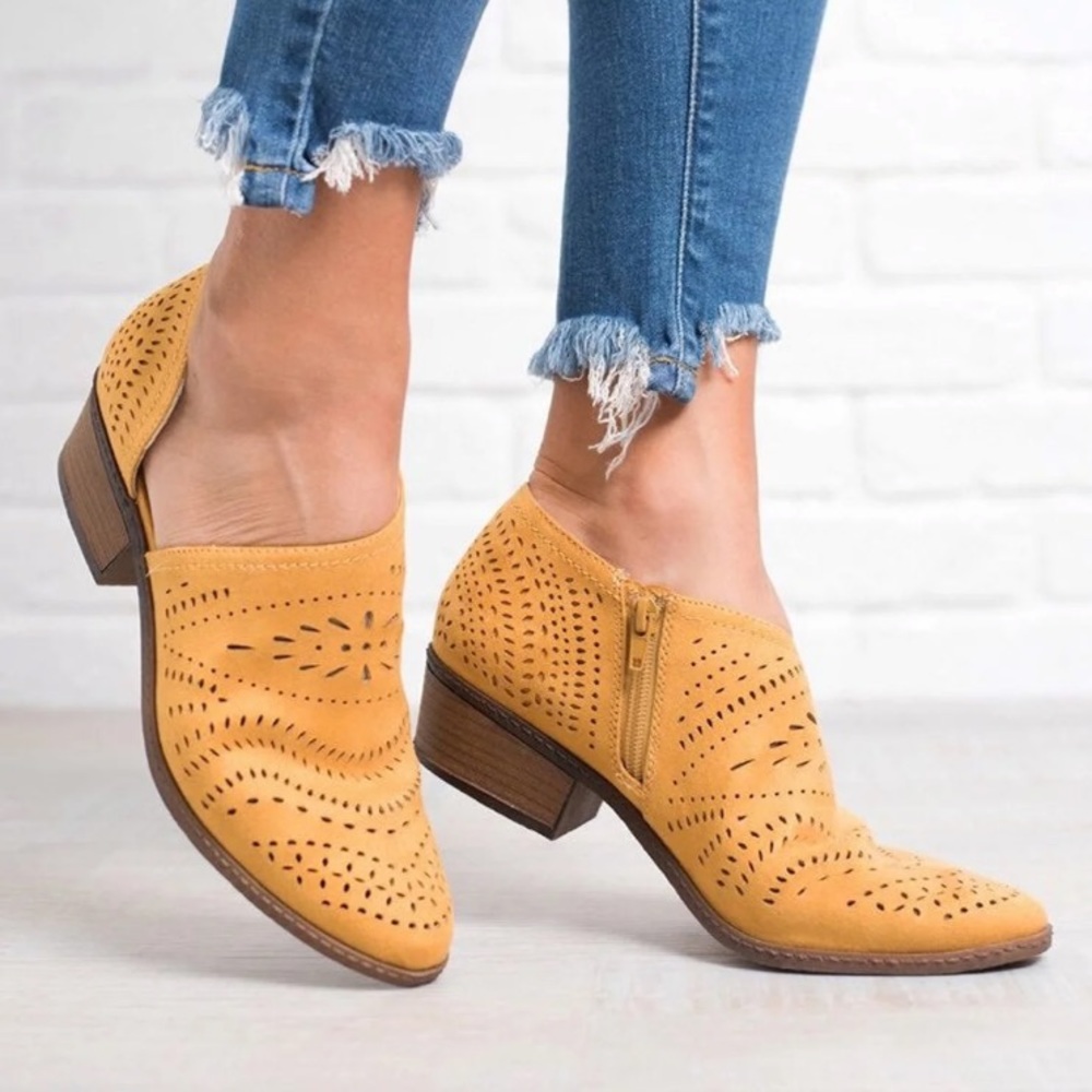 Cute shoes!